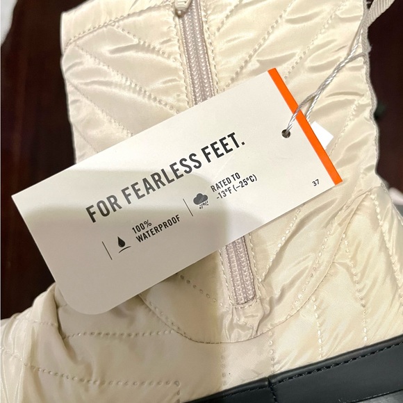 NEW BOGS WOMEN BOOTS - Picture 3 of 4